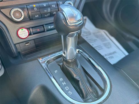 Used 2017 Ford Mustang Coupe image 16