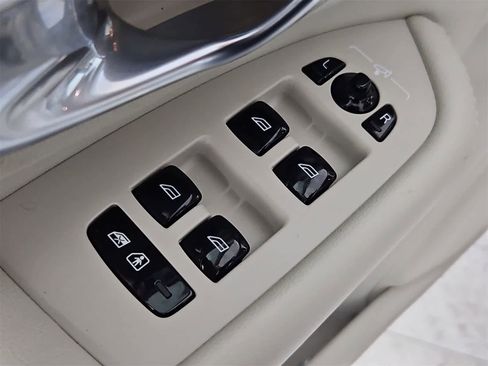 Used 2022 Volvo XC90 T6 Inscription w/ Advanced Package image 17