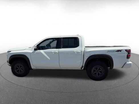 Used 2026 Nissan Frontier PRO-4X AWD/4WD image 7
