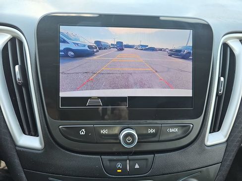 Used 2024 Chevrolet Malibu LT FWD image 21