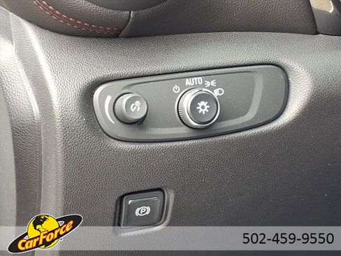 Used 2021 Chevrolet Blazer RS w/ Enhanced Convenience Package image 19