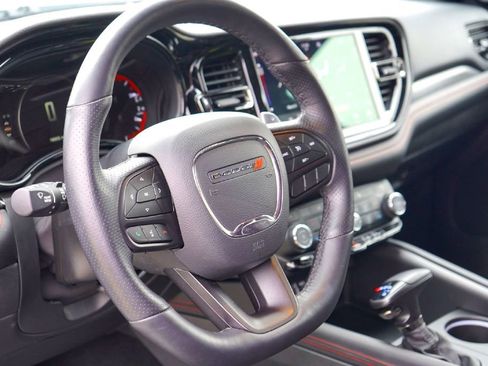 Used 2025 Dodge Durango GT image 9