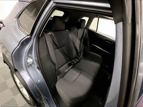 Used 2022 Toyota Corolla Cross LE w/ Moonroof Package image 26