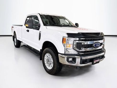 Used 2021 Ford F350 XLT w/ XLT Value Package image 3