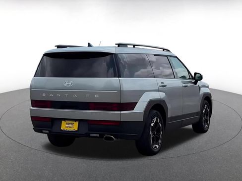 Used 2025 Hyundai Santa Fe SEL FWD image 11