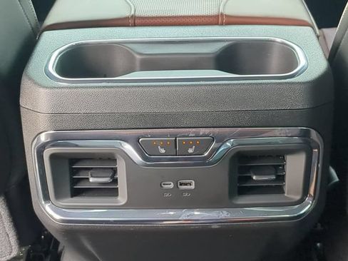 Used 2026 GMC Sierra 1500 Denali Ultimate AWD/4WD image 17