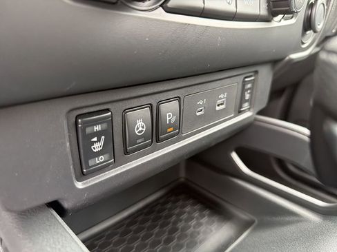 New 2026 Nissan Frontier SV AWD/4WD image 25