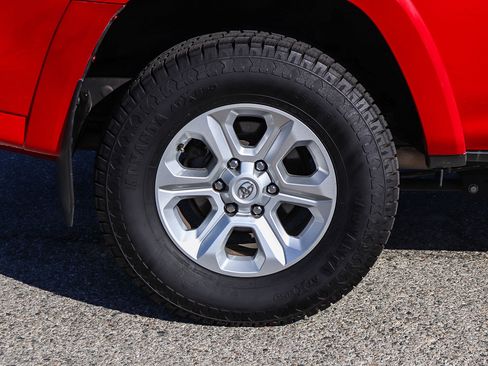 Used 2023 Toyota 4Runner SR5 image 11