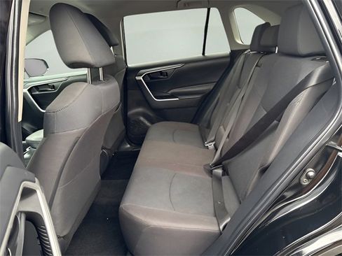 Used 2023 Toyota RAV4 LE image 19