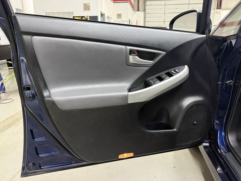 Used 2015 Toyota Prius Four image 10