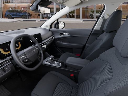 New 2026 Kia Sportage LX image 17