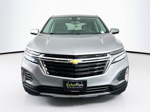 Used 2024 Chevrolet Equinox LT image 2