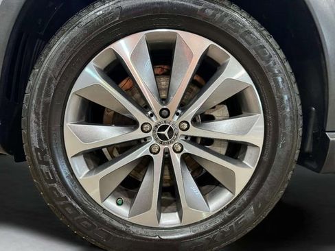 Used 2023 Mercedes-Benz GLE 350 4MATIC image 36