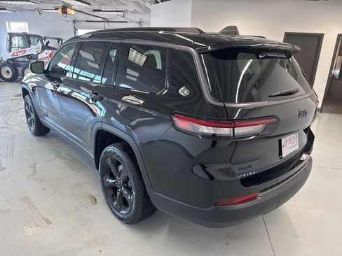 New 2026 Jeep Grand Cherokee L Limited w/ Limited Altitude Package image 6