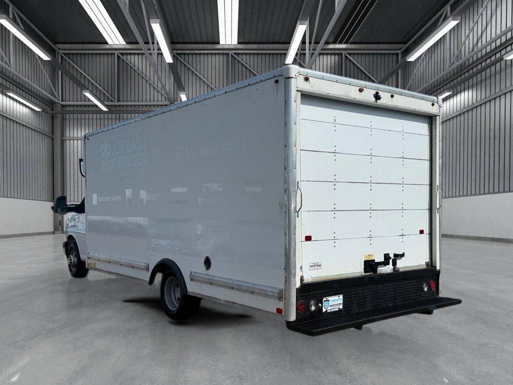 Used 2021 Chevrolet Express 3500 w/ Power Convenience Package RWD image 5