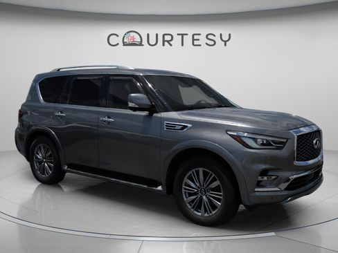 Used 2021 INFINITI QX80 Luxe AWD/4WD image 3