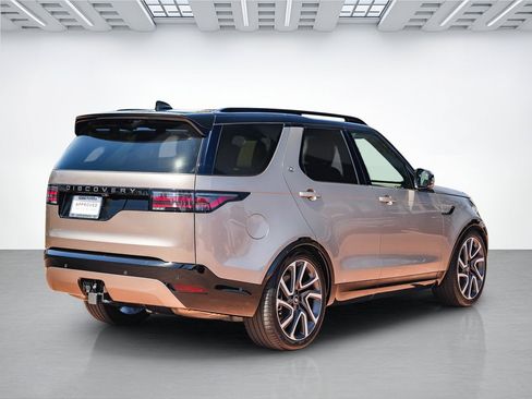 Certified 2025 Land Rover Discovery Dynamic SE AWD/4WD image 6