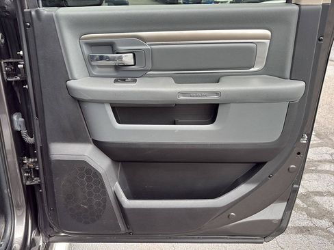 Used 2017 RAM 1500 Big Horn AWD/4WD image 28