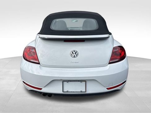Used 2018 Volkswagen Beetle 2.0T S FWD image 4
