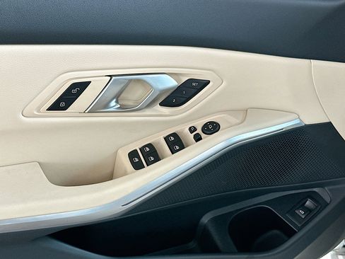 Certified 2025 BMW 330i Sedan w/ M Sport Package image 18