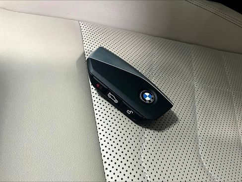 Certified 2025 BMW X1 xDrive28i w/ Technology Package image 10