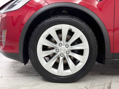 Used 2020 Tesla Model X Long Range image 18