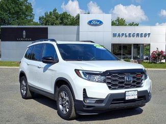 Used 2022 Honda Passport TrailSport image 1