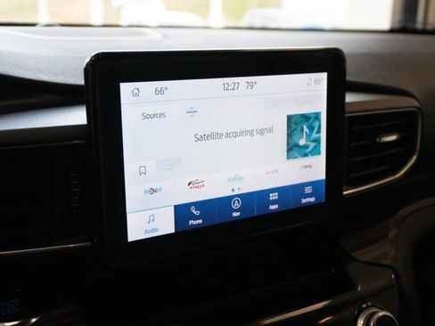 Used 2023 Ford Explorer Limited image 25