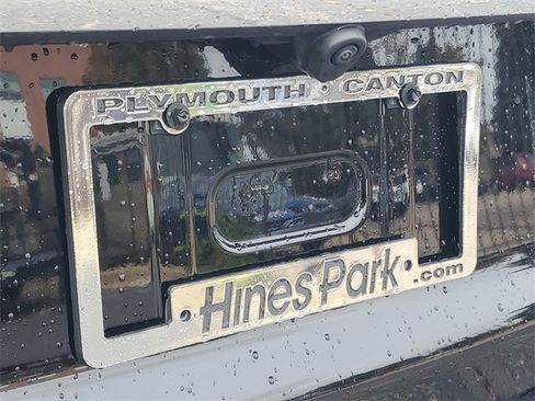 Used 2023 Lincoln Corsair AWD w/ Equipment Group 101A image 11