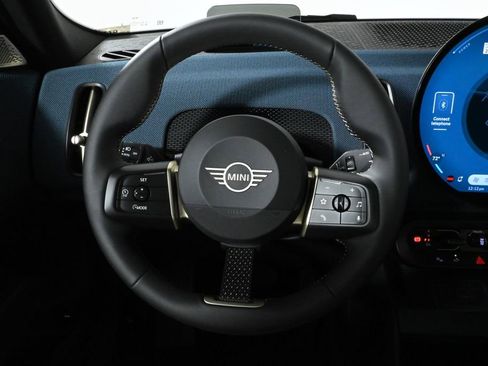 Used 2025 MINI Cooper Countryman S w/ Comfort Package Max image 18