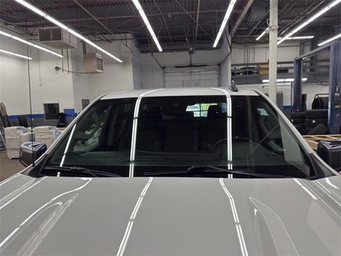 Used 2022 Chevrolet Silverado 1500 LT image 27