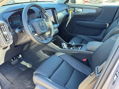 New 2026 Volvo XC40 B5 Plus w/ Protection Package Premier image 18