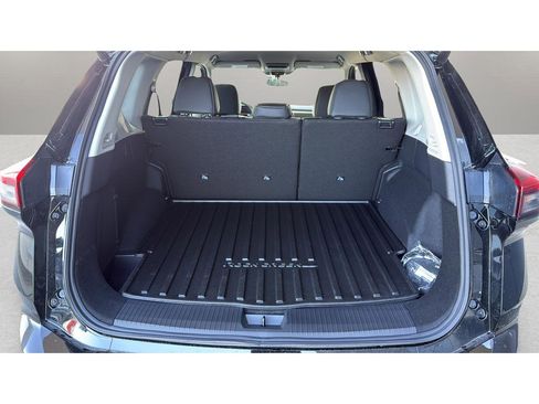 New 2026 Nissan Rogue SV AWD/4WD image 19