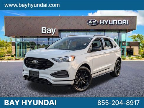 Used 2022 Ford Edge SE w/ Black Appearance Package image 1