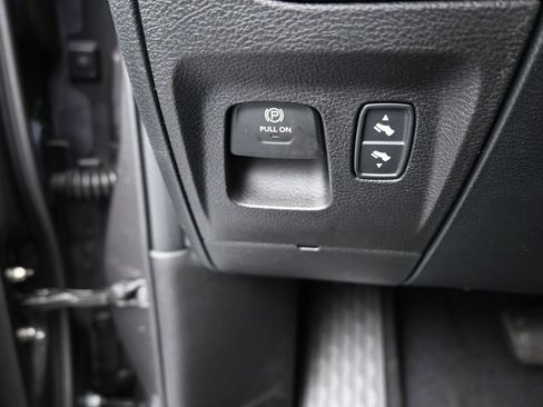 New 2026 RAM 1500 Laramie AWD/4WD image 29