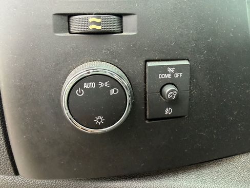 Used 2013 Chevrolet Silverado 1500 LT RWD image 7