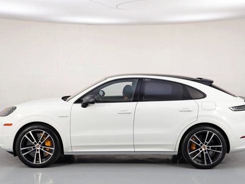 Used 2024 Porsche Cayenne Turbo image 56