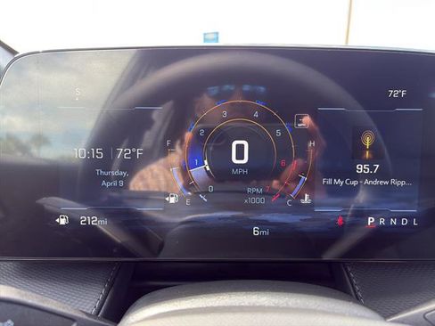 New 2026 Chevrolet Equinox LT w/ Convenience Package II FWD image 17