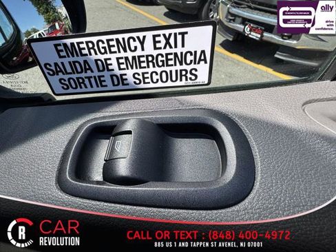 Used 2023 Ford Transit 350 XL image 42