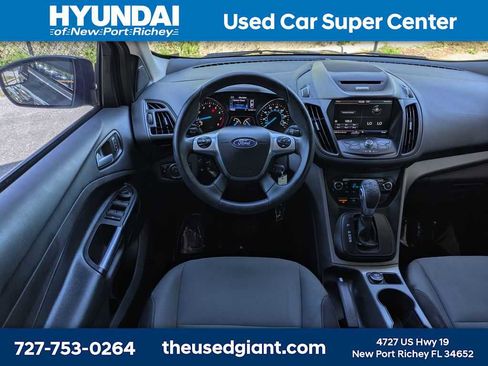 Used 2015 Ford Escape SE w/ Equipment Group 201A FWD image 18