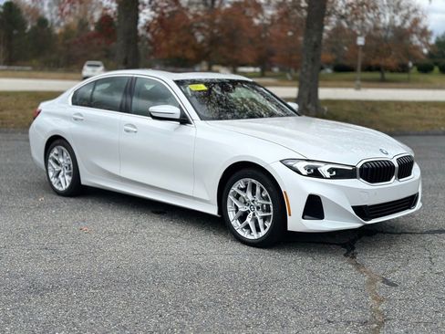 New 2026 BMW 330i xDrive Sedan w/ Convenience Package image 9