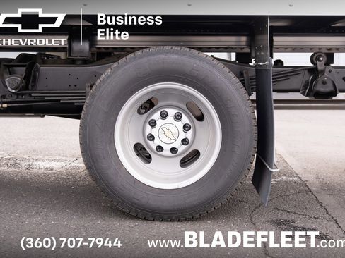 New 2024 Chevrolet Express 4500 w/ Power Convenience Package image 9