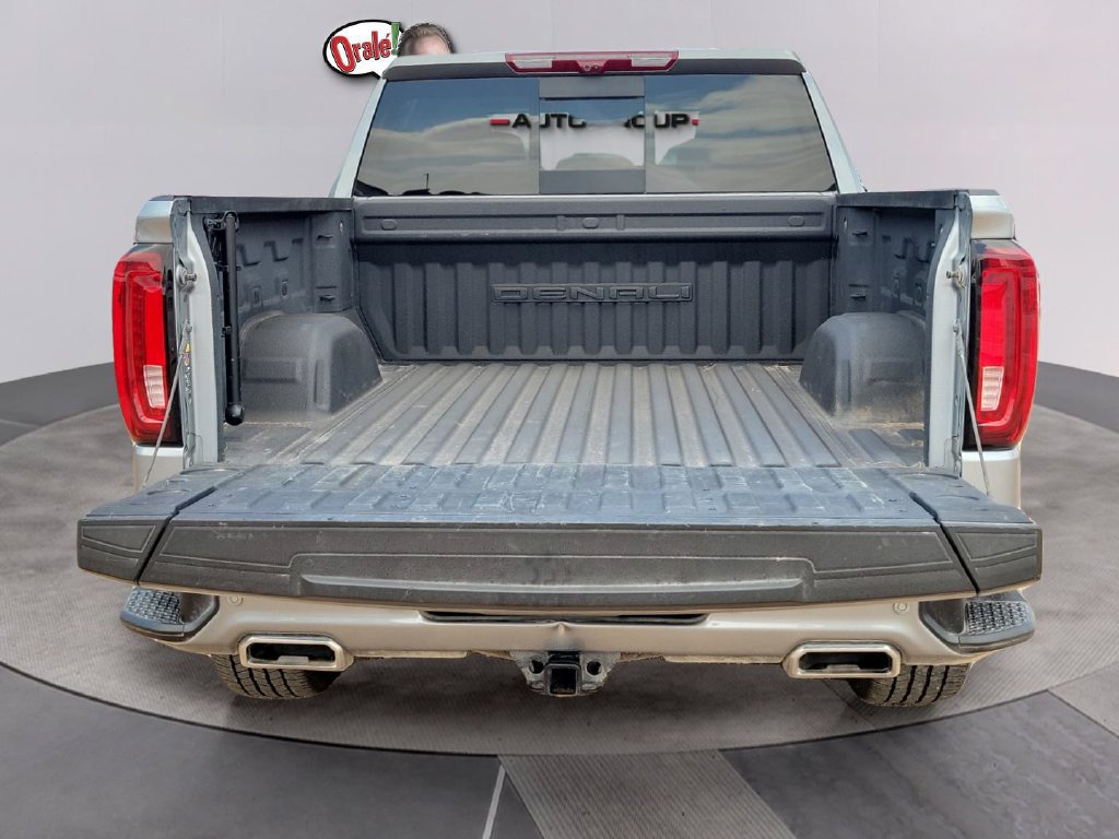 Used 2023 GMC Sierra 1500 Denali w/ Denali Reserve Package AWD/4WD image 11