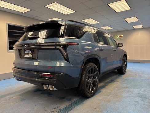 New 2026 Chevrolet Traverse RS w/ LPO, Floor Liner Package image 3