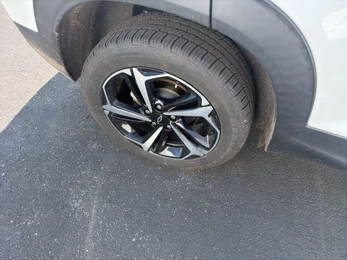 Used 2023 Chevrolet TrailBlazer RS image 3