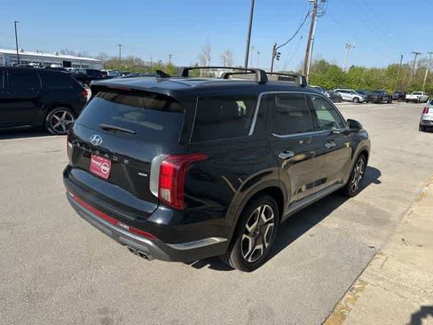 Used 2023 Hyundai Palisade Limited w/ Cargo Package image 24