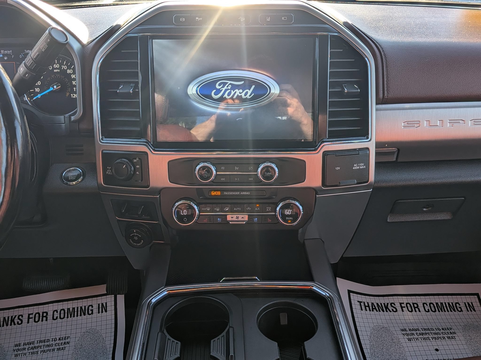 Used 2022 Ford F350 Platinum w/ FX4 Off-Road Package AWD/4WD image 11