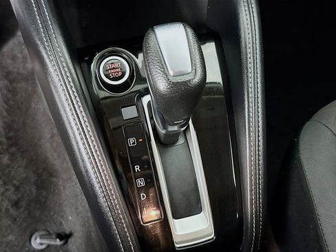 Used 2019 Nissan Kicks SV image 24