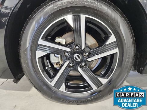 Used 2024 Nissan Sentra SV FWD image 31