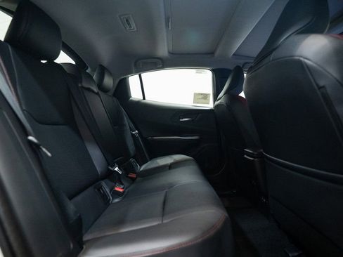 New 2026 Toyota Prius Plug-In Hybrid image 18